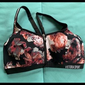 Victoria secret sport 36D